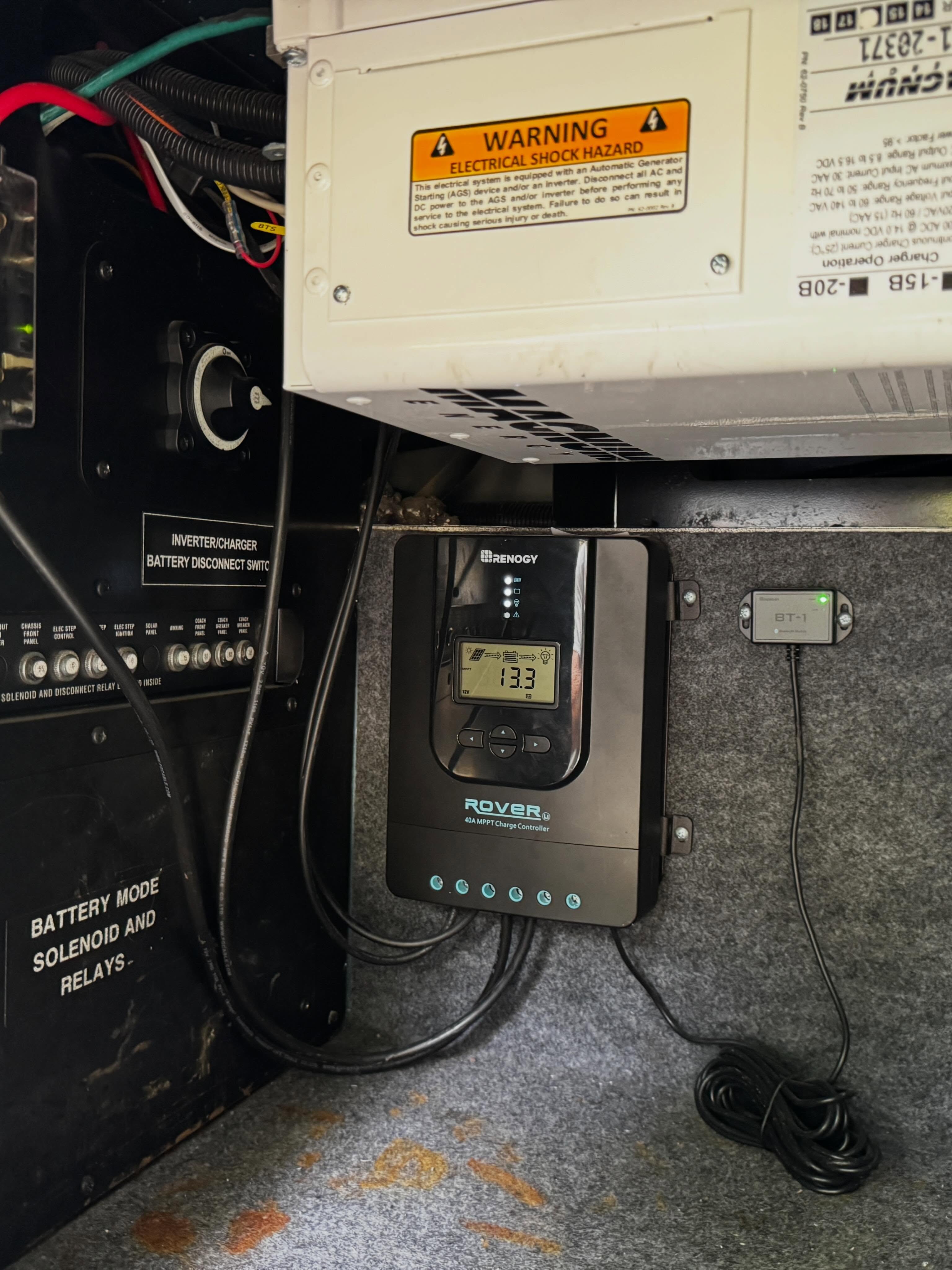 Electrical repair photo 2 on Motorhome in Blountville, Tennessee