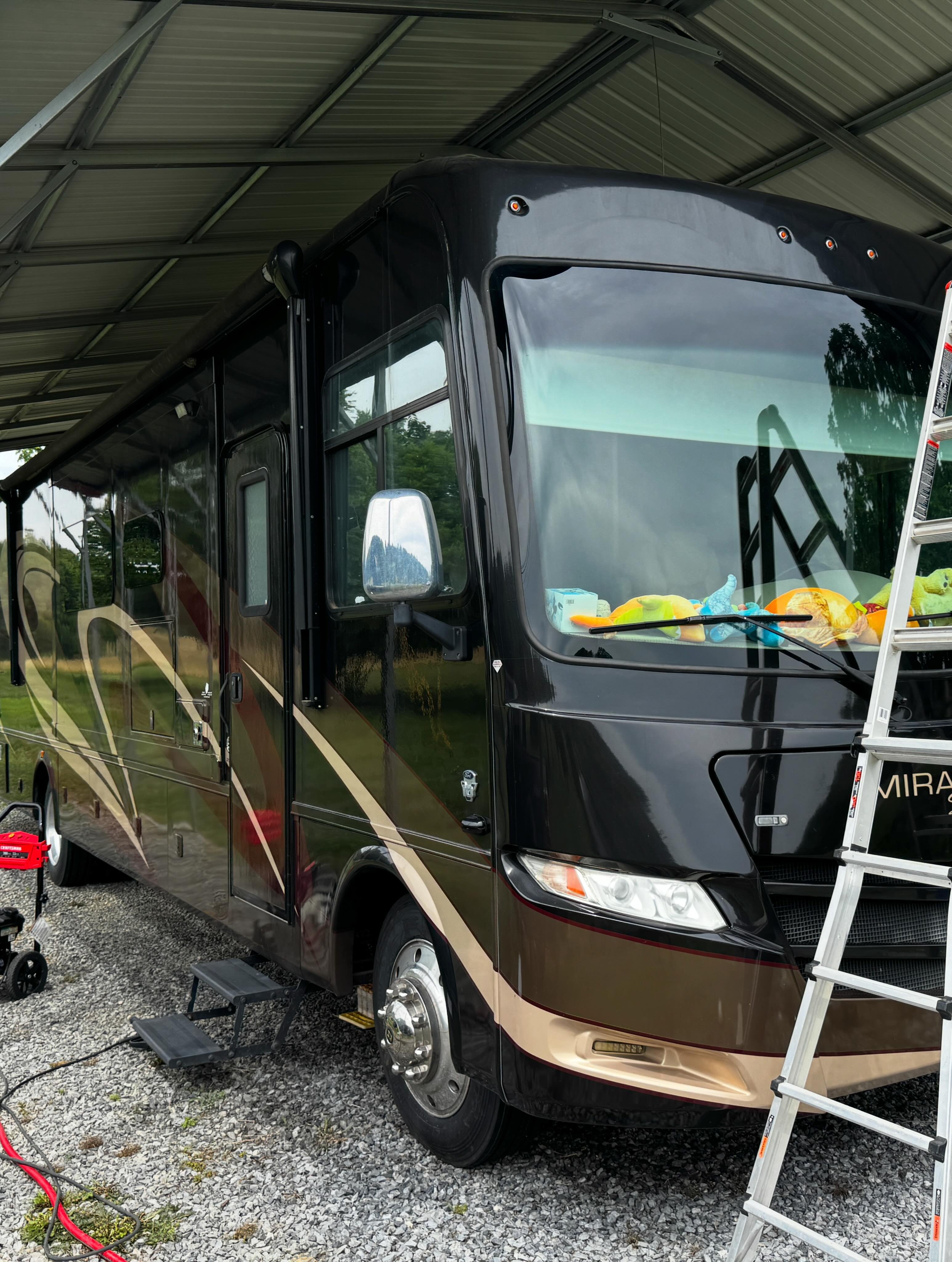 Air conditioner repair photo 4 on Motorhome in Jonesborough, Tennessee