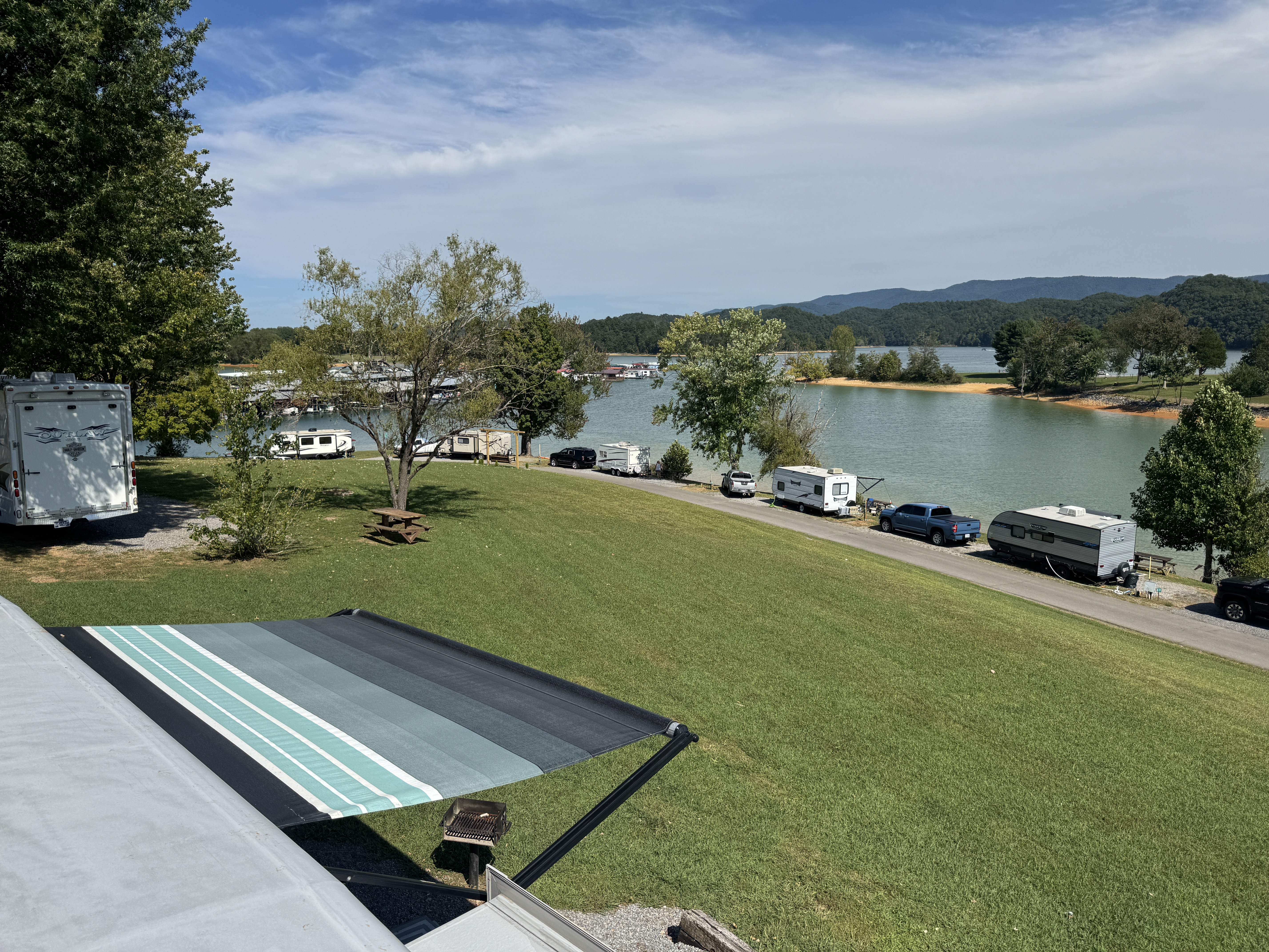 Air conditioner repair photo 6 on Fifth wheel in Bristol, Tennessee