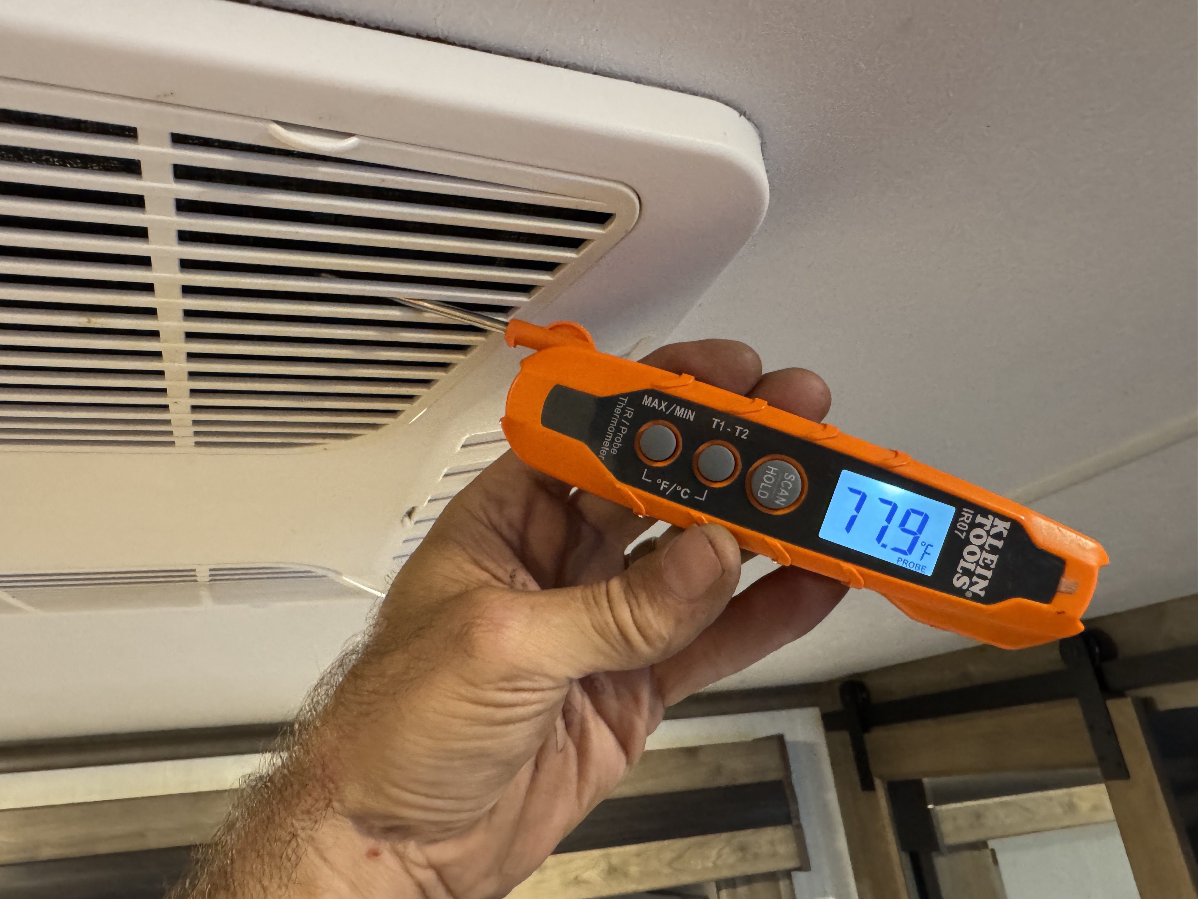 Air conditioner repair photo 11 on 2021 Vengeance Rogue toy hauler — Coleman Mach 15, part #48254-666 in Bristol, Tennessee