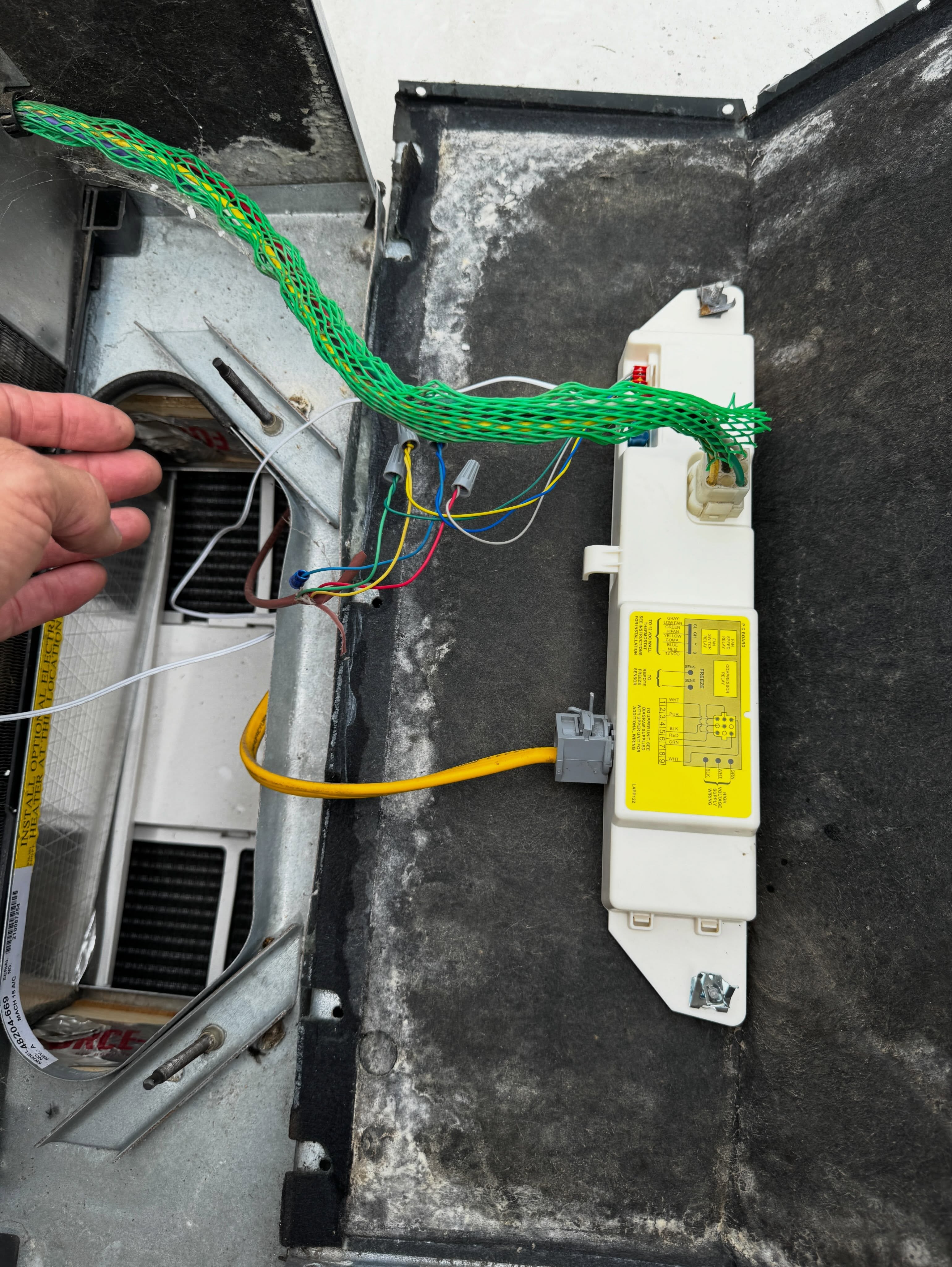 Air conditioner repair photo 10 on RV in Kingsport, Tennessee