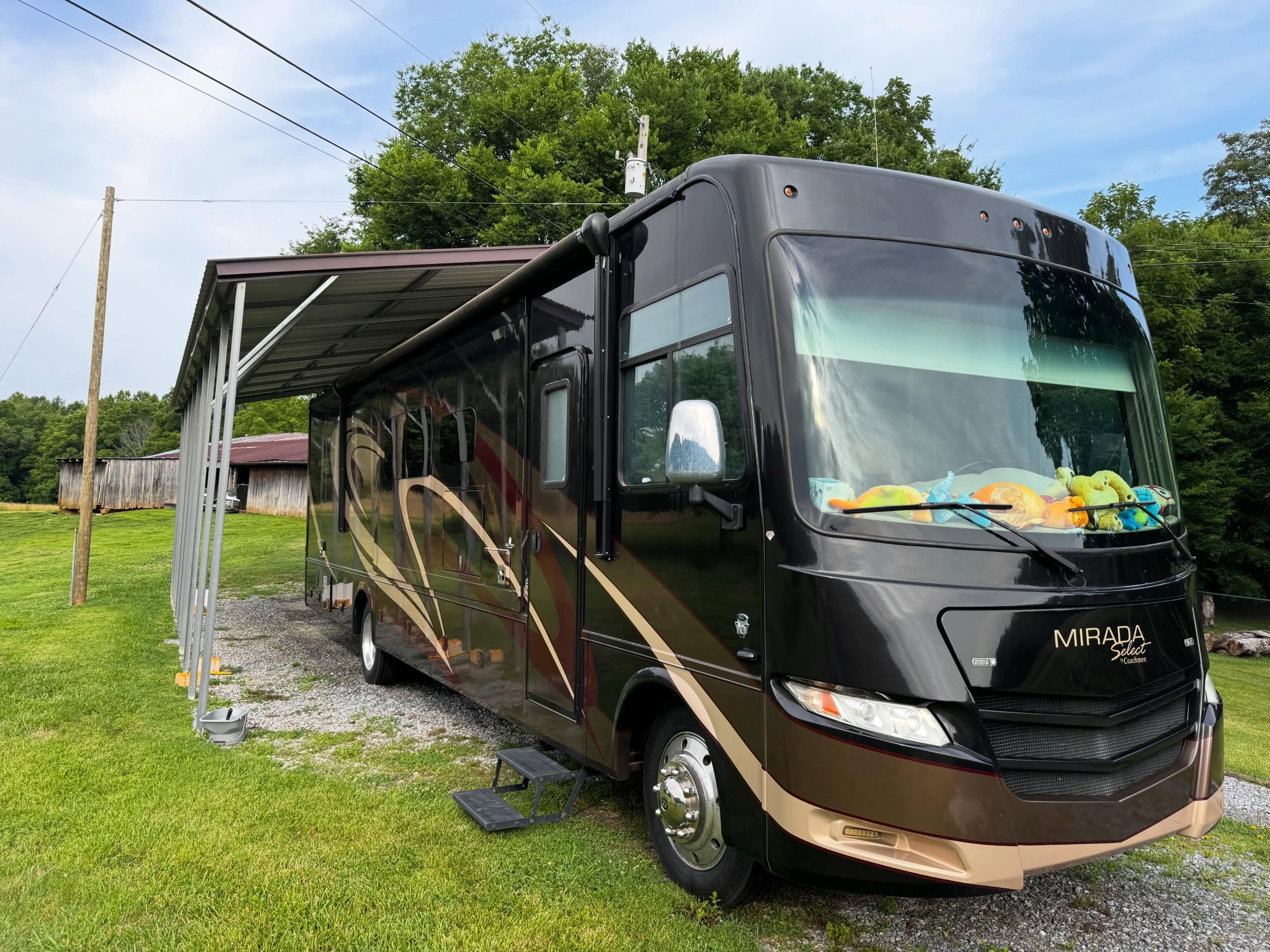 Air conditioner repair photo 1 on Motorhome in Jonesborough, Tennessee