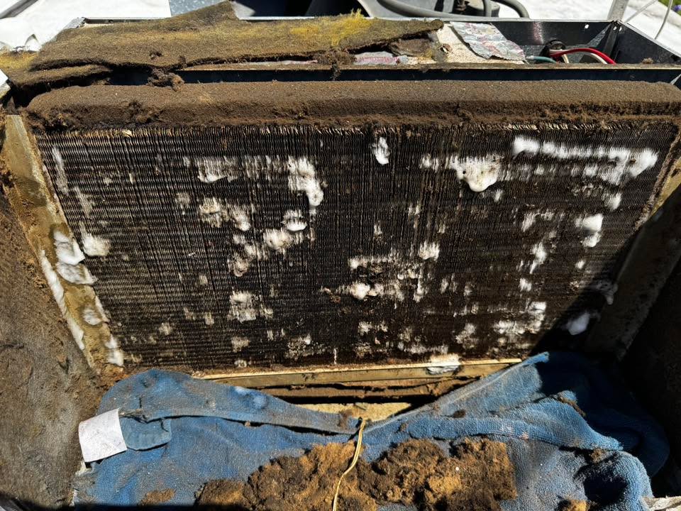 Air conditioner repair photo 4 on RV in Bristol, Tennessee